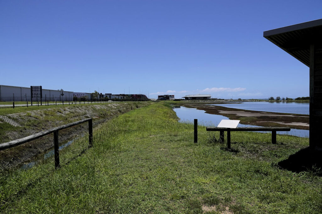 Port Of Brisbane Shorebird Roost Hide View To Second Hide